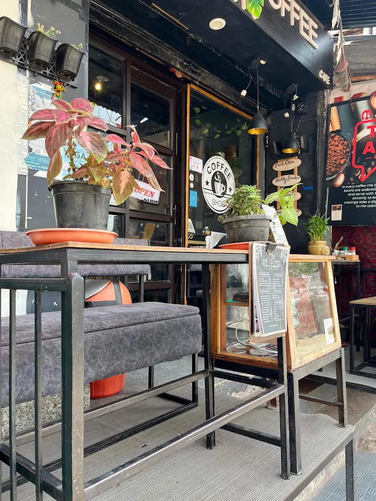 One Coffee Down café frontage on Sunset Road